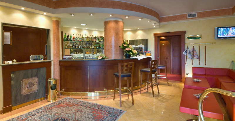 Dettagli raffinati del design degli interni dell'AS Hotel Monza