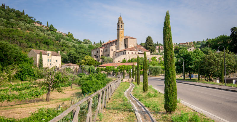 Regalo speciale per coppie: notte magica in uno dei borghi più belli d’Italia