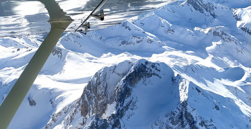 Emozioni di volo in aeroplano a L'Aquila, Abruzzo