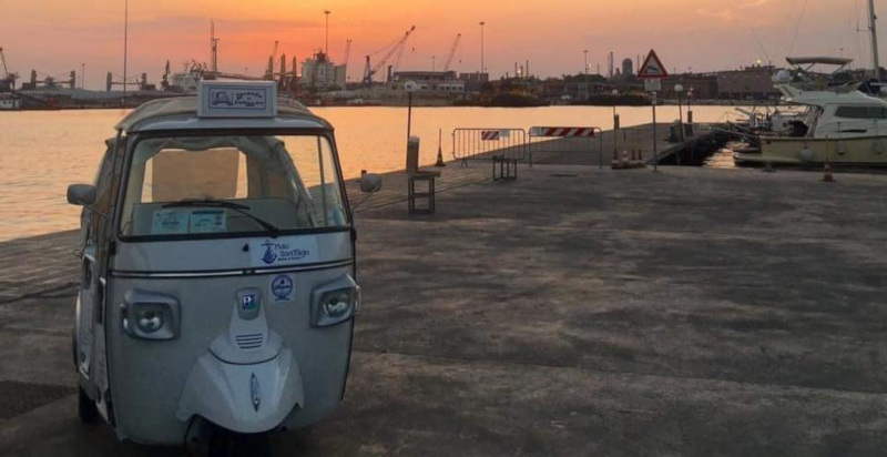 Visita al Ponte Girevole di Taranto con Ape Calessino