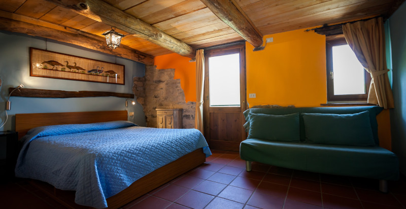 Camera accogliente agriturismo Al Marnich sul lago di Como