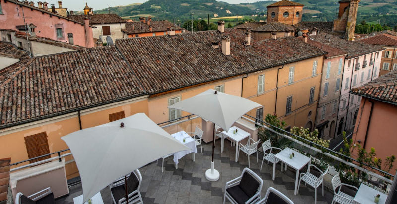 Dettaglio architettonico delle case medievali di Brisighella