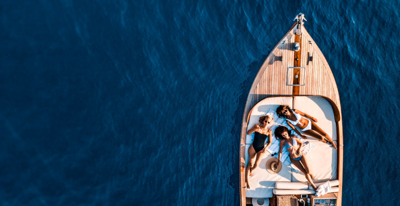 esperienza romantica in barca con aperitivo al largo di Portofino