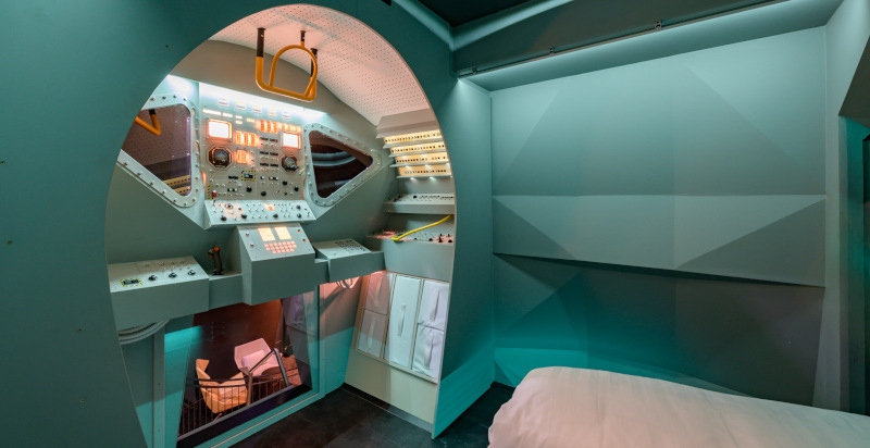 Stanza Apollo 11 riproduzione modulo lunare Eagle