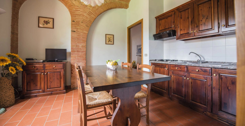 Appartamenti rustici arredati in stile toscano al Castellare di Tonda Resort & Spa Montaione