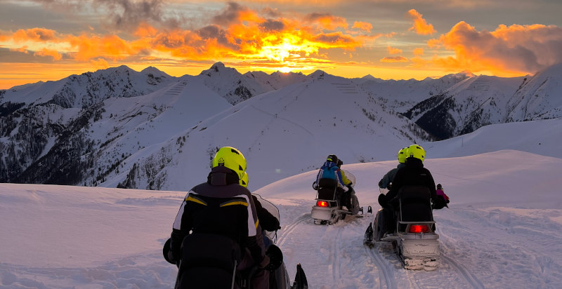 Avventura invernale in motoslitta a Foppolo
