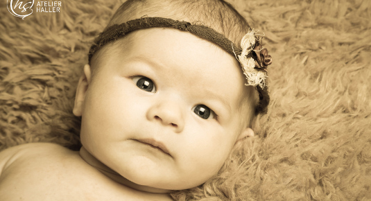 Servizio fotografico per neogenitori a Bolzano in studio