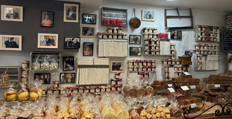 Biscotteria storica nel centro di Annecy Francia