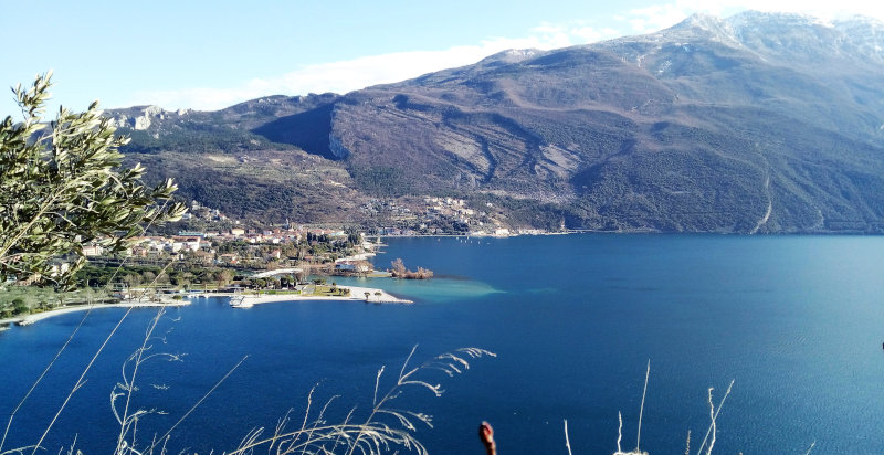 Vista di Torbole e Riva del Garda dal Monte Brione