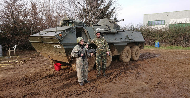 Vivi un'avventura unica alla guida di un carro armato