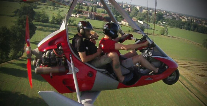 Pilotare un autogiro Lombardia
