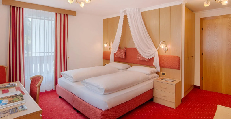 Camera accogliente in stile alpino Hotel Malita 