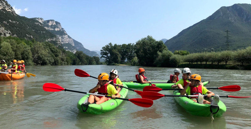 Esplora la valle del fiume Adige in canoa