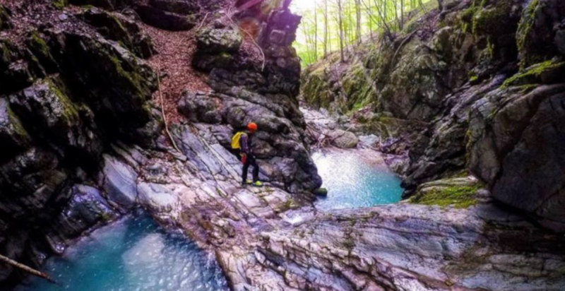 Canyoning Garfagnana avventura natura