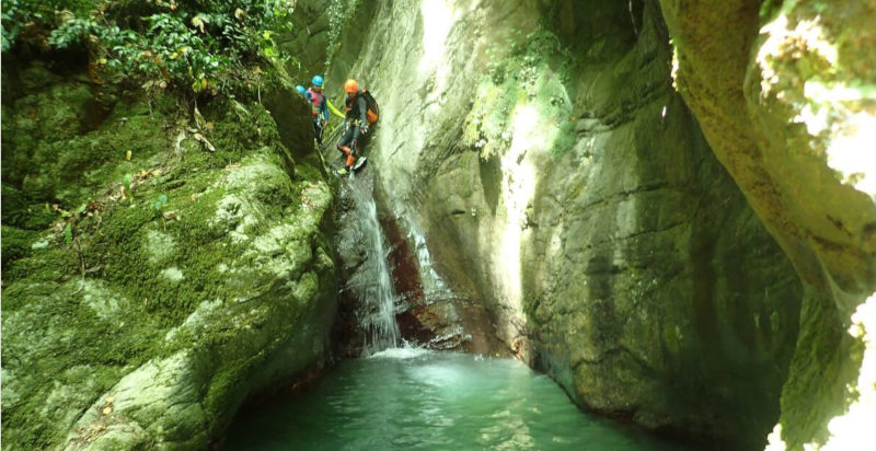 Esperienza adrenalinica Garfagnana canyoning