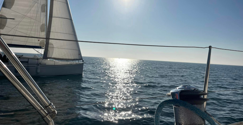 Gita in barca a vela a Caorle alla scoperta della costa