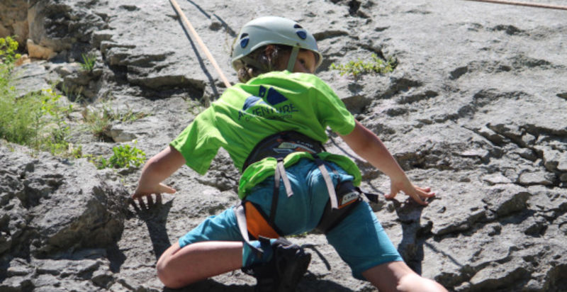 Corso arrampicata a Rivoli Veronese: esplora le falesie locali