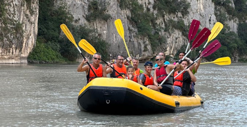 Discesa rafting sull'Adige, emozioni e divertimento per tutti