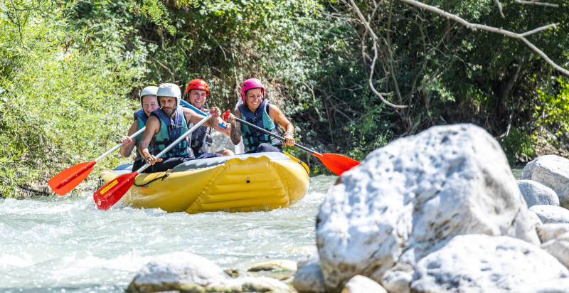 Discesa rafting sul fiume Sangro tra le rapide