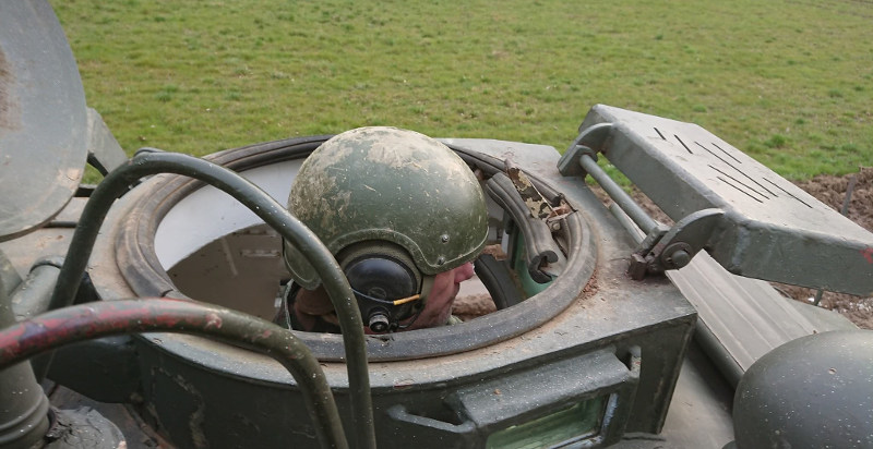Manovra un carro armato in un'esperienza unica