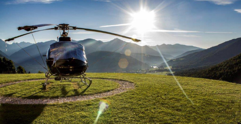 Esperienza di volo in elicottero sulle Dolomiti