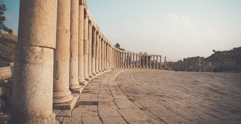 Piazze iconiche di Roma durante l'urban escape