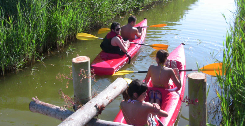 relax canoa puglia esperienza lago tranquillità