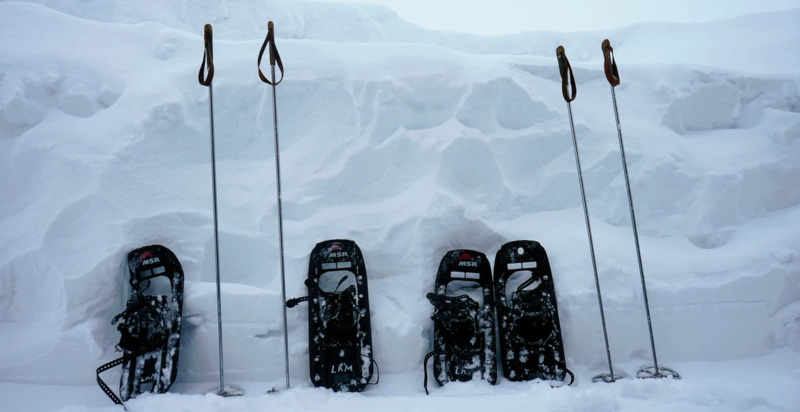 Escursionisti con ciaspole sul Monte Cervati Cilento