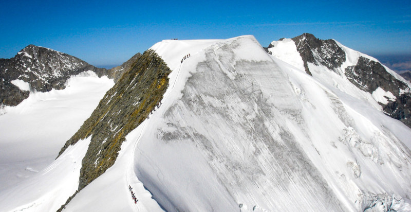Panorama mozzafiato dei ghiacciai lombardi