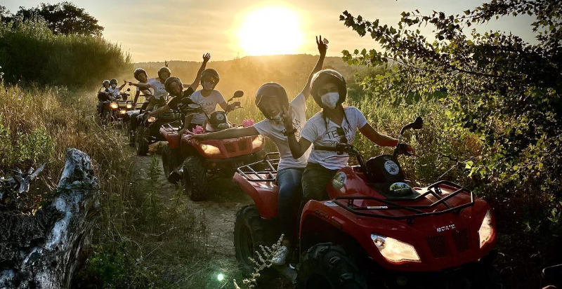 Guida in quad su strade sterrate vicino a Porto Recanati