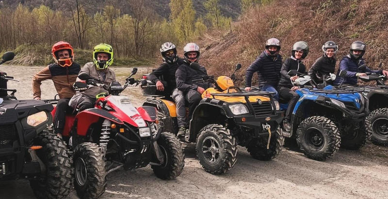 Escursione in quad attraverso i paesaggi della Valtellina