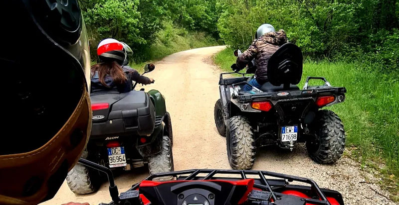 Avventura in quad nei sentieri di Assisi