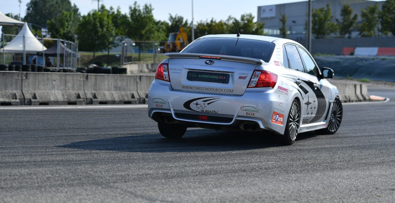 Subaru Impreza WRX STI pronta per l'esperienza in pista per bambini a Viterbo
