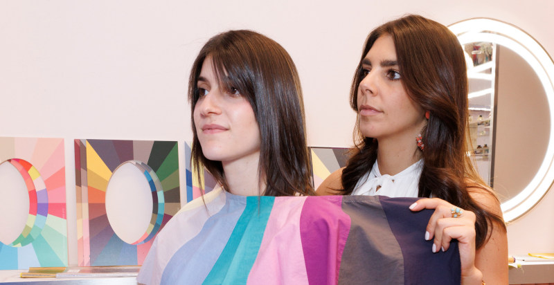 Esperta di armocromia a Milano che guida la scelta dei colori