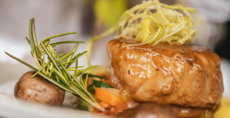 Cucina tipica altoatesina al ristorante dell'hotel Feldmilla