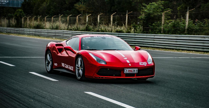 Ferrari 488 GTB all'Autodromo di Pergusa