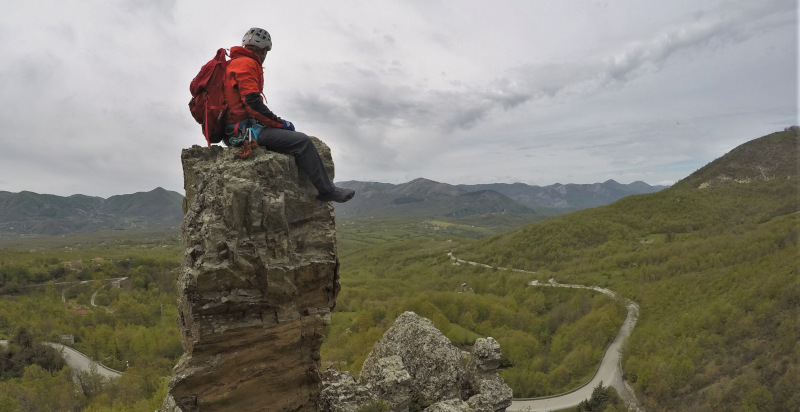 Esperienza via ferrata a Sasso di Castalda, paesaggi mozzafiato