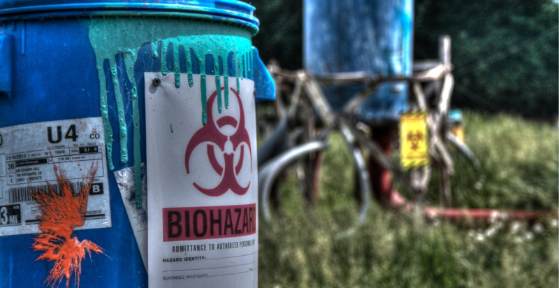 Battaglia nel campo paintball post-apocalittico a Lecco