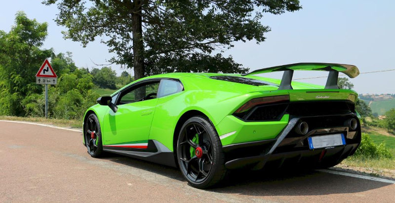 Tour in Lamborghini Huracán a Maranello