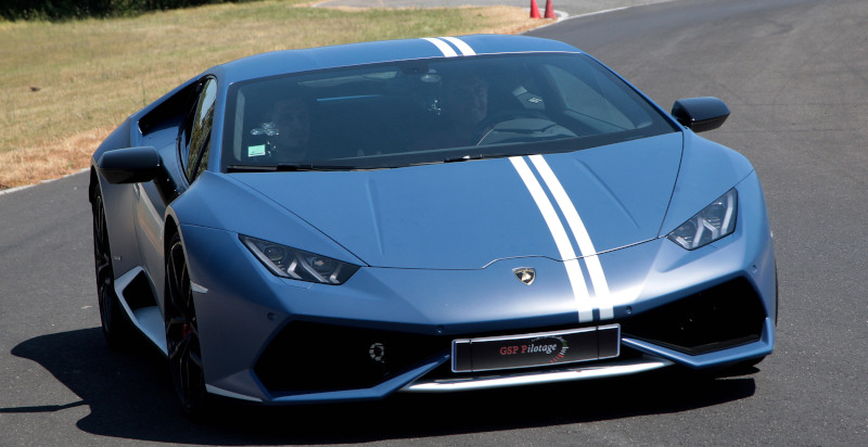 Esperienza Lamborghini Huracàn Avio Pavia