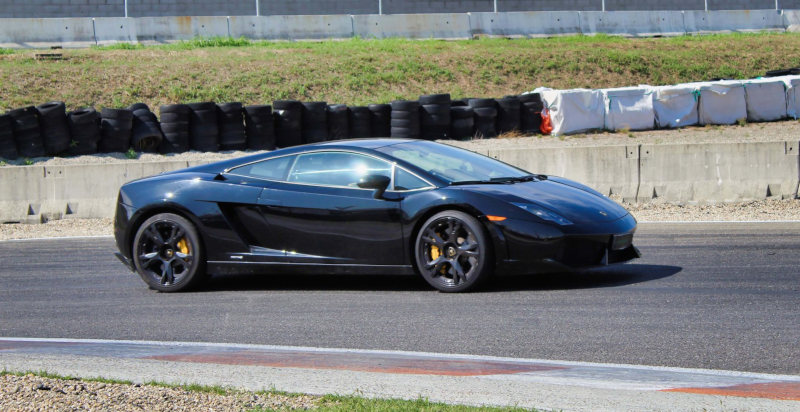 Guida Lamborghini a Viterbo