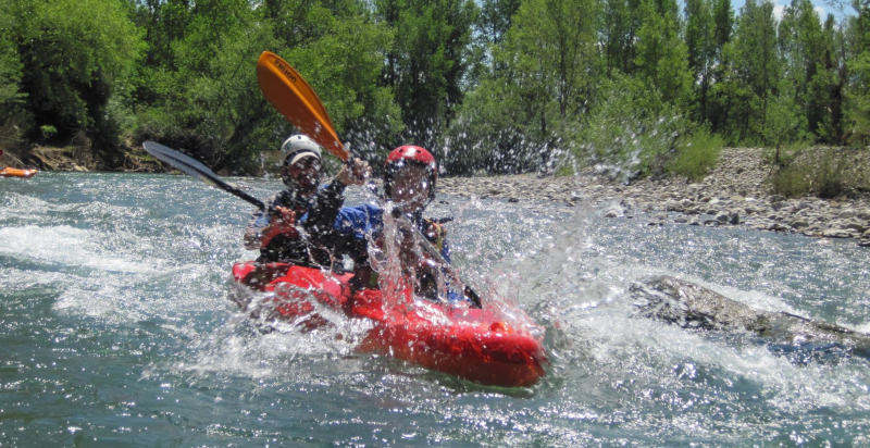 Adrenalina e natura: discesa in kayak a Salerno
