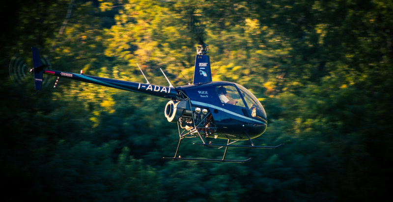 Robinzon 22 in volo nella zona di Valbrembo, Bergamo