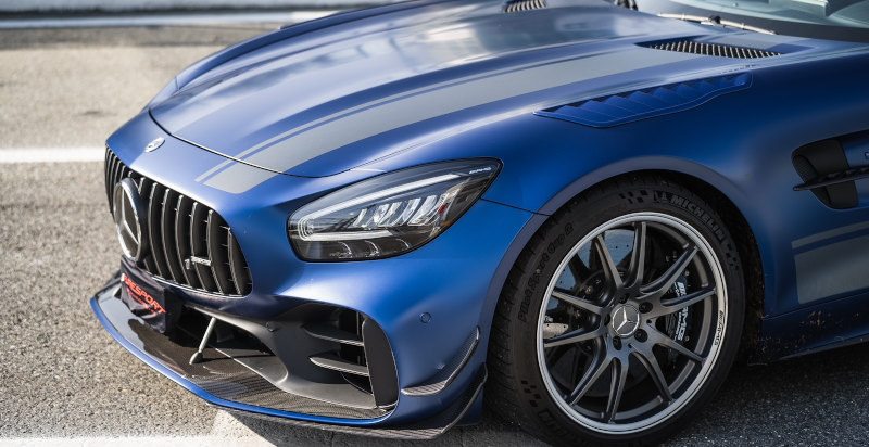 Guidare una mercedes amg sul circuito di Imola