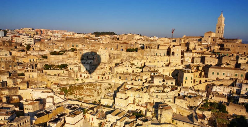 Mongolfiera in esclusiva per due persone vola sopra Matera