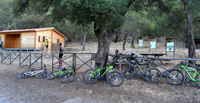 Mountain bike lungo i sentieri della Valle di Halaesa