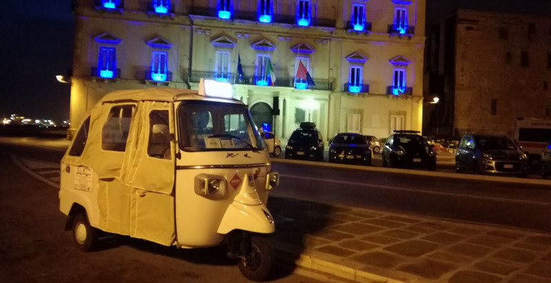 Tour della città di Taranto in Ape Calessino