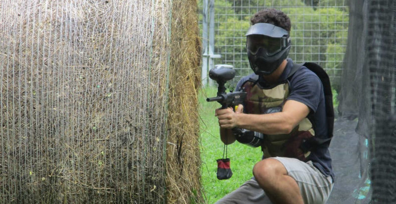 Battaglia di paintball tra amici a Caldes