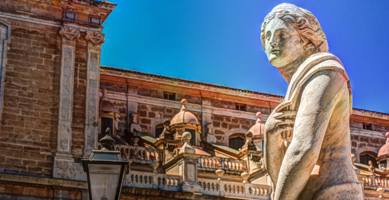 Dettaglio elemento archittetonico a Palermo