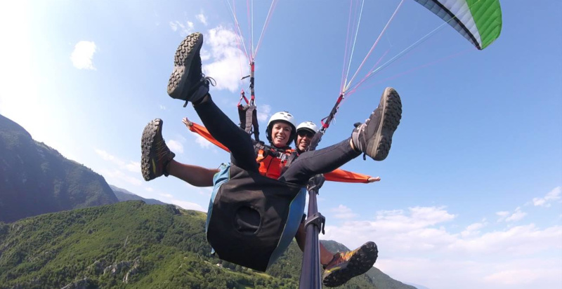 Emozione durante il volo in parapendio da Borso del Grappa